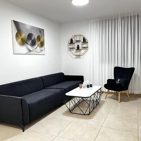 Spat Vip Apartment Bat Yam Extérieur photo